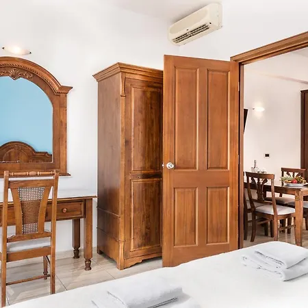 Hotell Geraniotis And Platanés